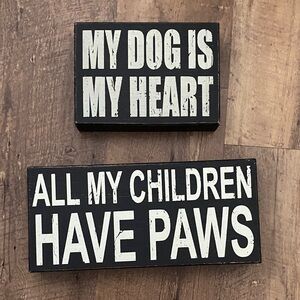 Two farmhouse signs dog / cat lovers! 🐾🐾🐾